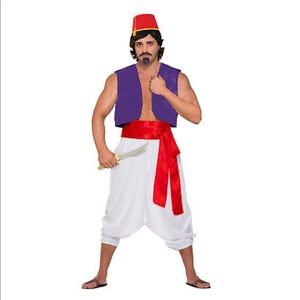 Men’s Aladdin costume